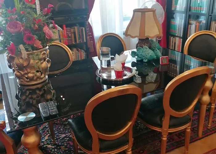 Luxury Near Castle 4*