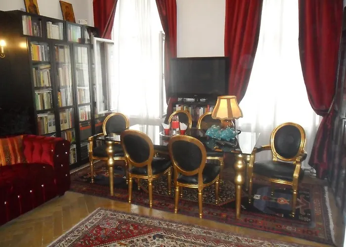 Penzion Luxury Near Castle 4*